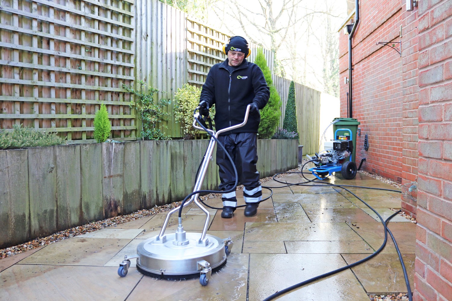 Patio Cleaning in Solihull & Birmingham 5 Star Rated SolClean Ltd